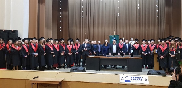 Спільне виконання гімну географічного факультету